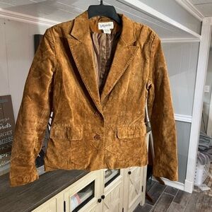 Leather Jacket​​